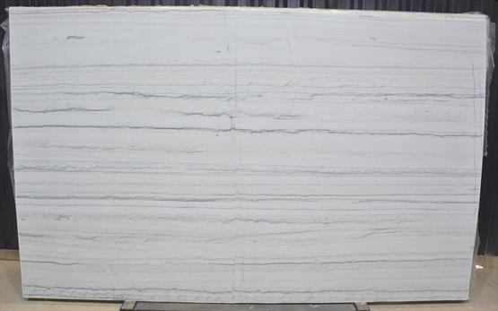 White Macaubas
